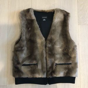 Club Monaco V Neck Faux Fur Vest
